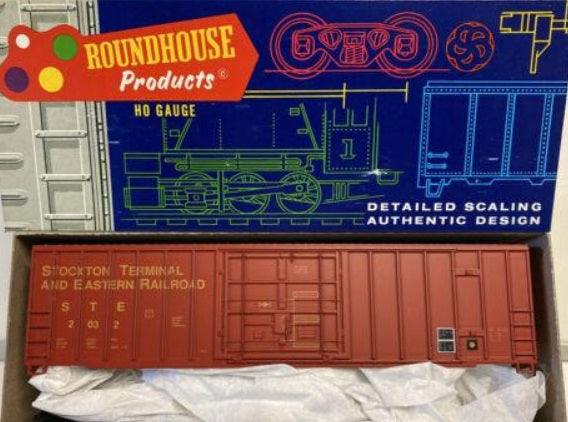 Roundhouse 3246 HO Stockton Terminal & Eastern 50' FMC Plug Door Box Kit