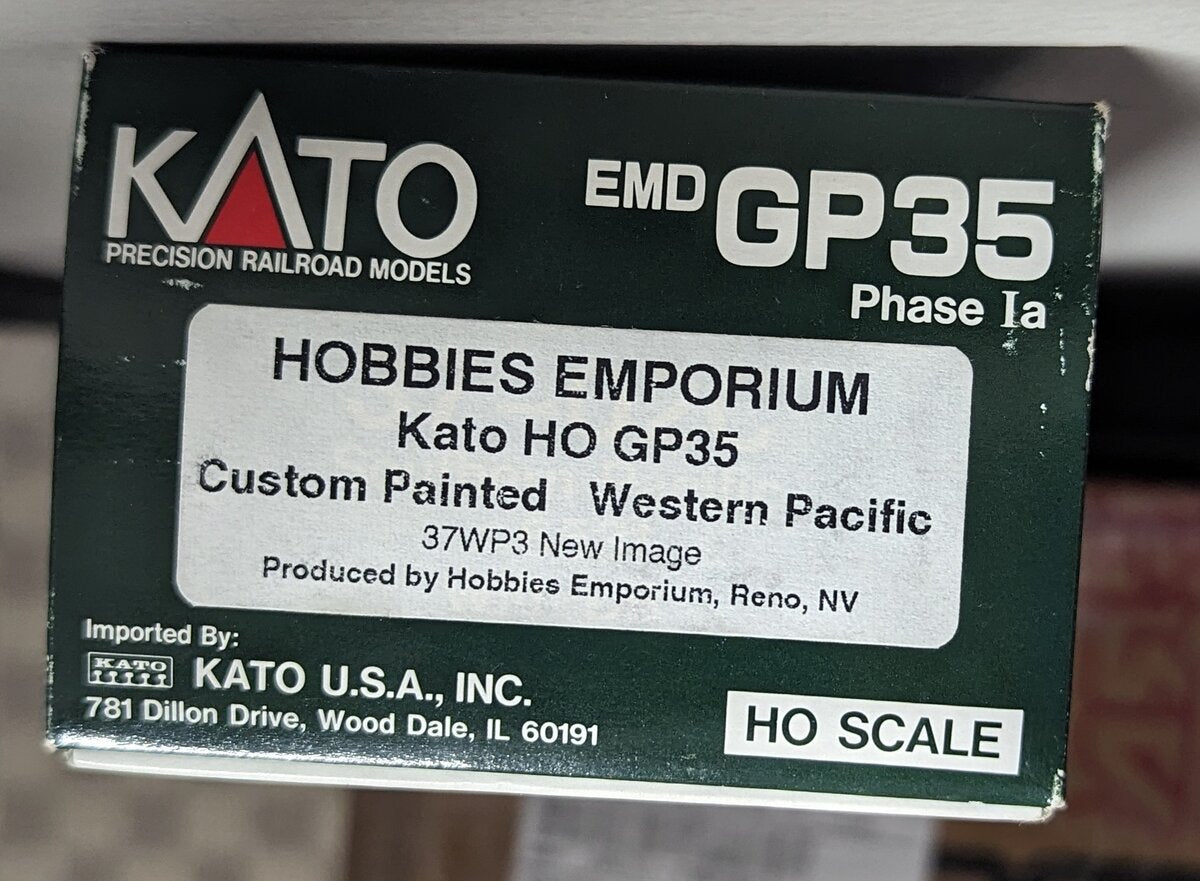 Kato 37-02B HO Western Pacific EMD GP35 Diesel Locomotive w/DB
