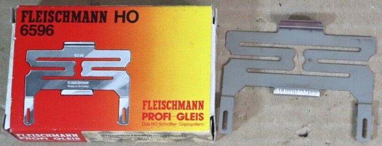 Fleischmann 6596 HO Metal Signal Mounting Base (Box of 5)