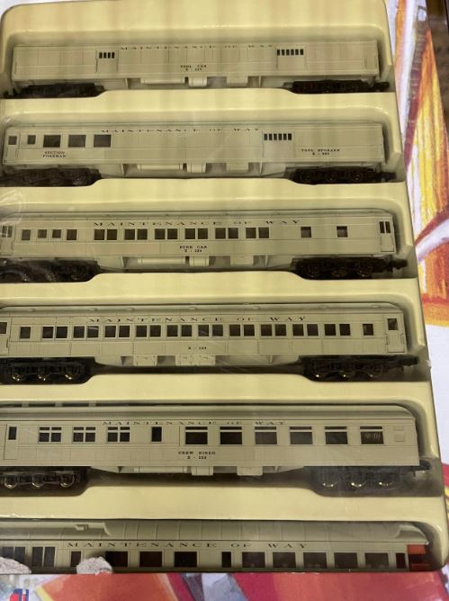 Con-Cor 003-5700201 N Scale 6 -Car  Passenger Car Set #2