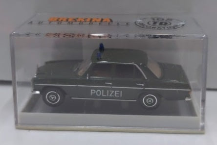 Brekina Automodelle 23515 HO MB 230.6 "Polizei" Car