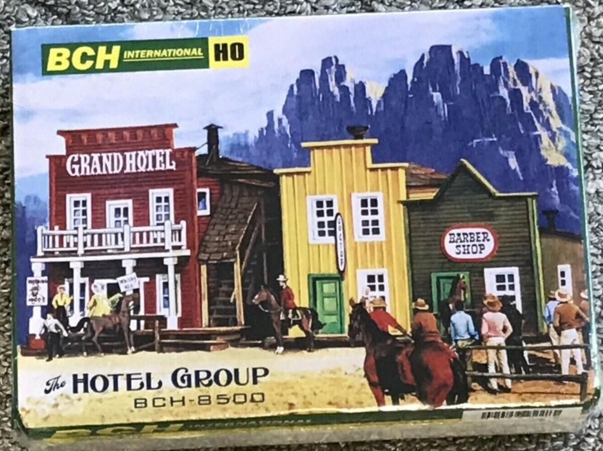 BCH International 8500 HO The Hotel Group Western Building Kit