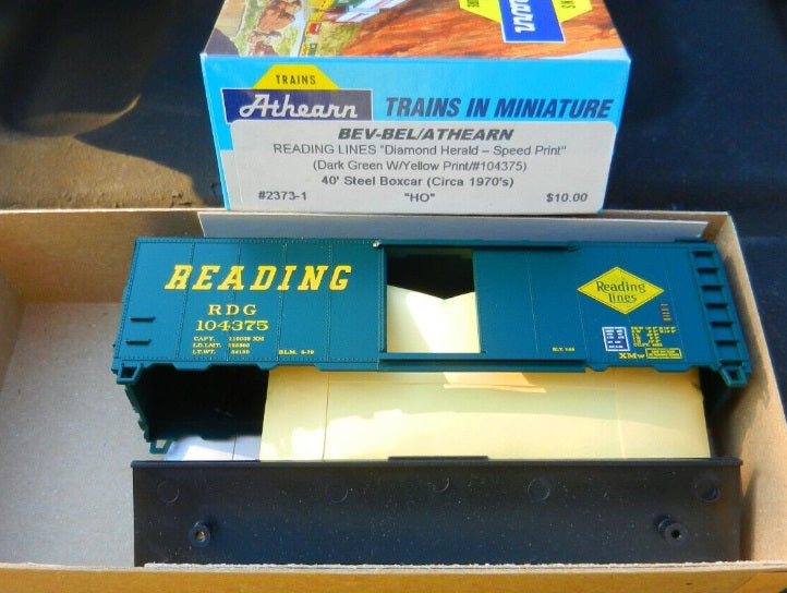 Athearn 2373-1 HO Reading Lines Diamond Circa1970's 40' Steel Boxcar #104375 Kit