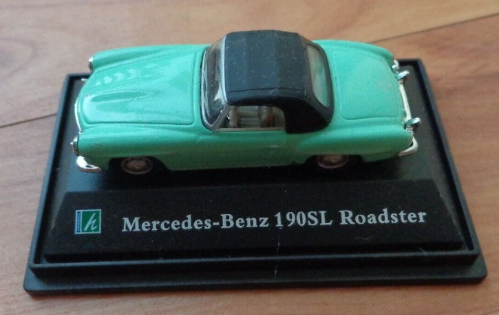 Cararama 1:87 Mint & Black Mercedes-Benz 190SL Roadster