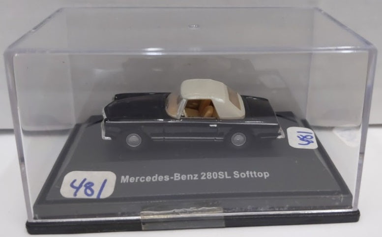 Acme 1:87 Black & White Mercedes-Benz 280SL Softtop
