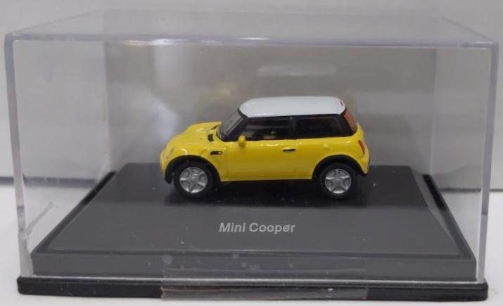 Acme 1:87 Yellow W/White Roof Mini Cooper