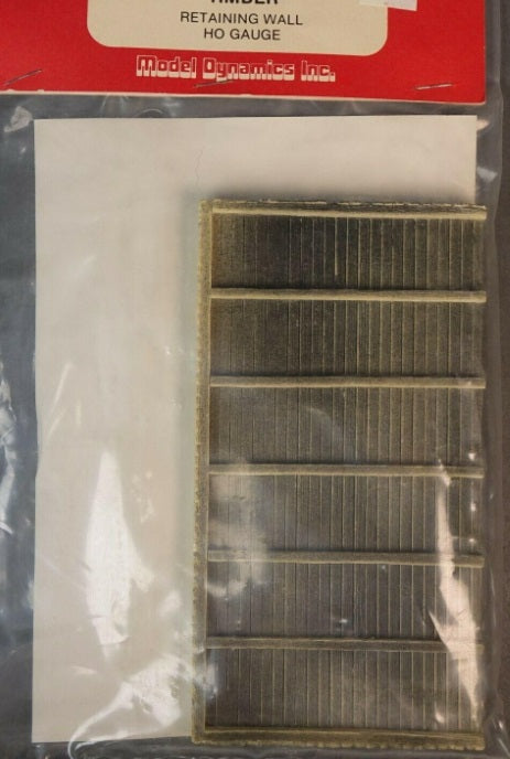 Model Dynamics 30110 HO Timber Retaining Wall