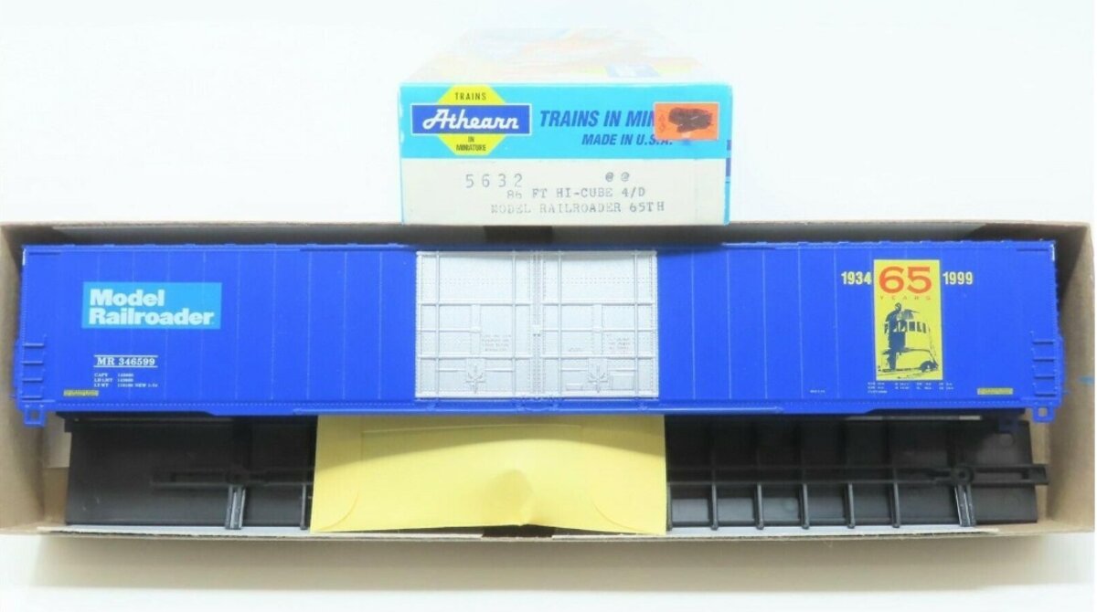Athearn 5632 HO Model Railroader 86 Ft Hi-Cube 4/D 65 TH Kit
