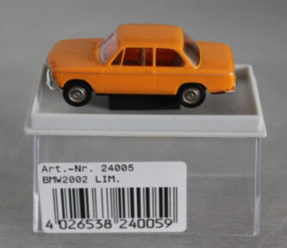 Brekina Automodelle 24005 HO Orange BMW Sedan 2002