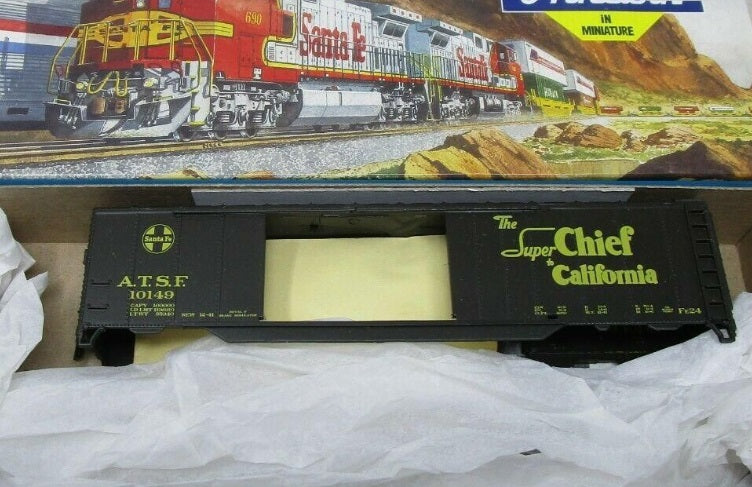 Athearn 2908J HO Santa Fe Chief Map 50' Boxcar #10149 Kit