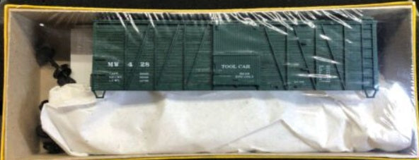 Accurail 4283 HO Green Maintenance Of Way 40' Boxcar w/Steel Ends Kit