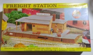 AHM 5846:398 HO Freight Station Building Kit