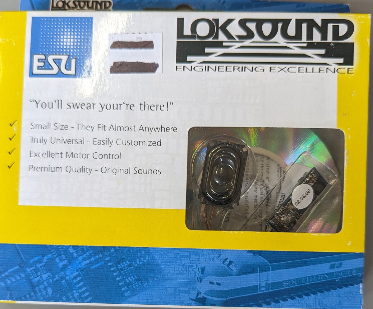 LokSound By ESU 72828 EMD 567 16Cylinder W/O Turbo Charger, 1Chime Air Horn