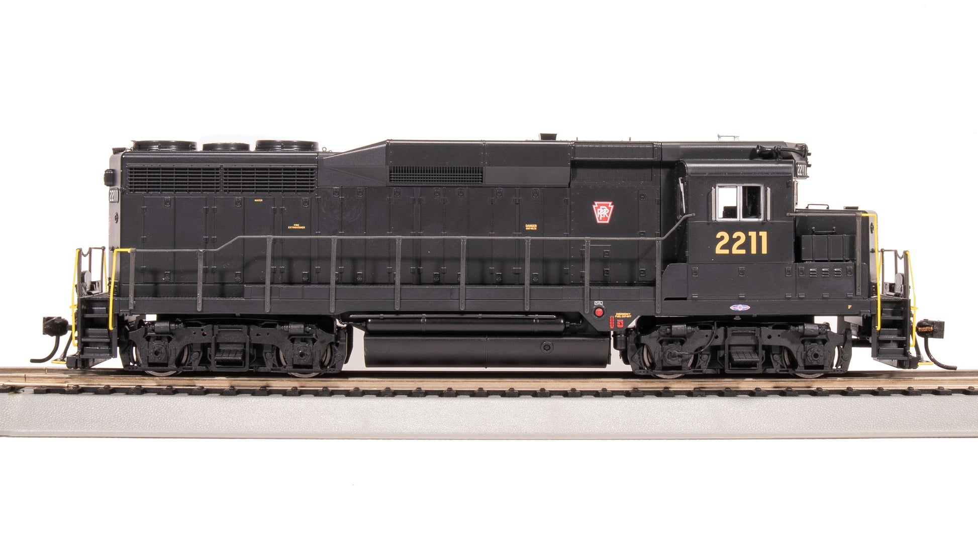 Broadway Limited 9574 HO PRR EMD GP30 Diesel Locomotive Standard DC #2211