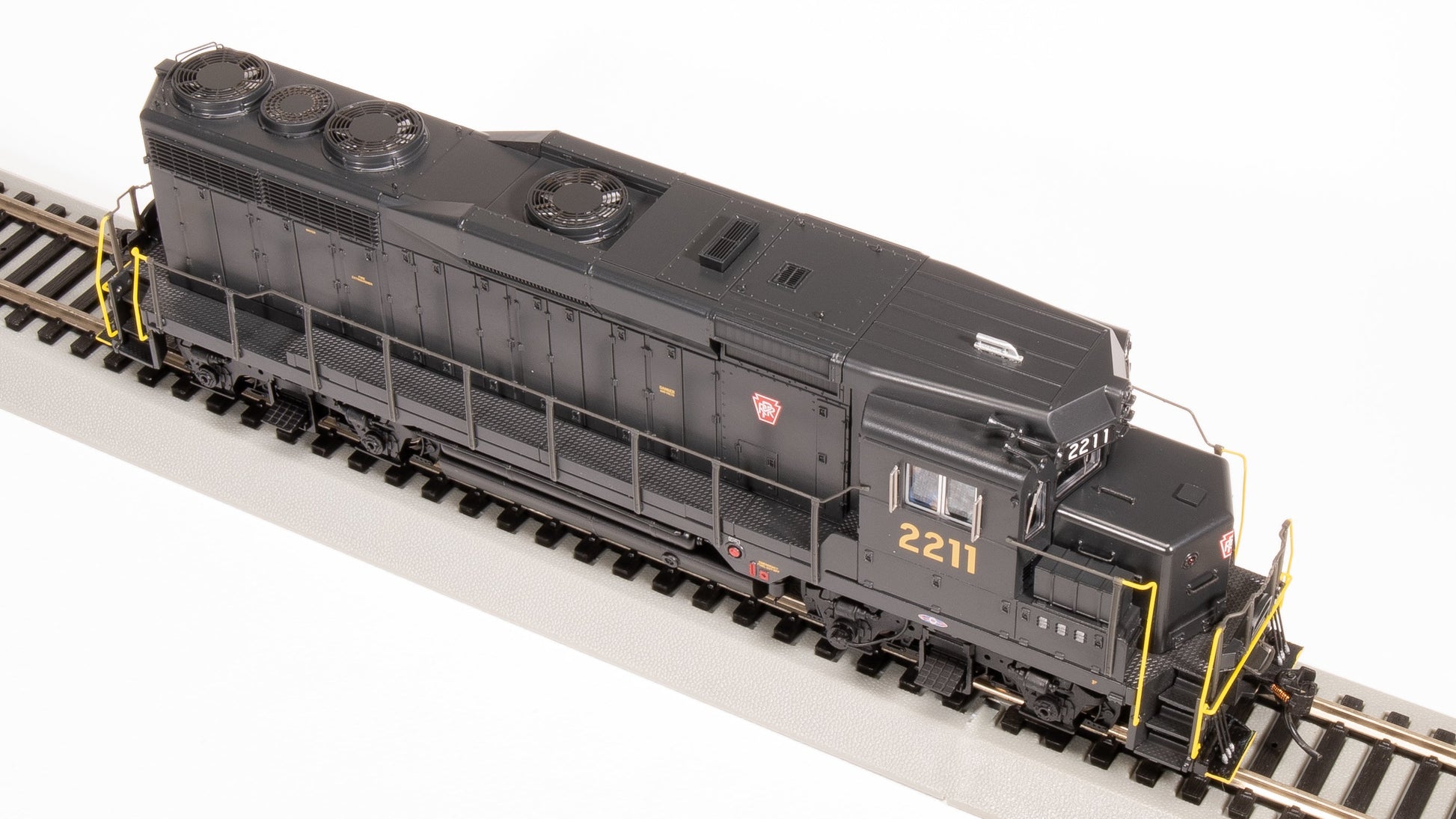 Broadway Limited 9574 HO PRR EMD GP30 Diesel Locomotive Standard DC #2211