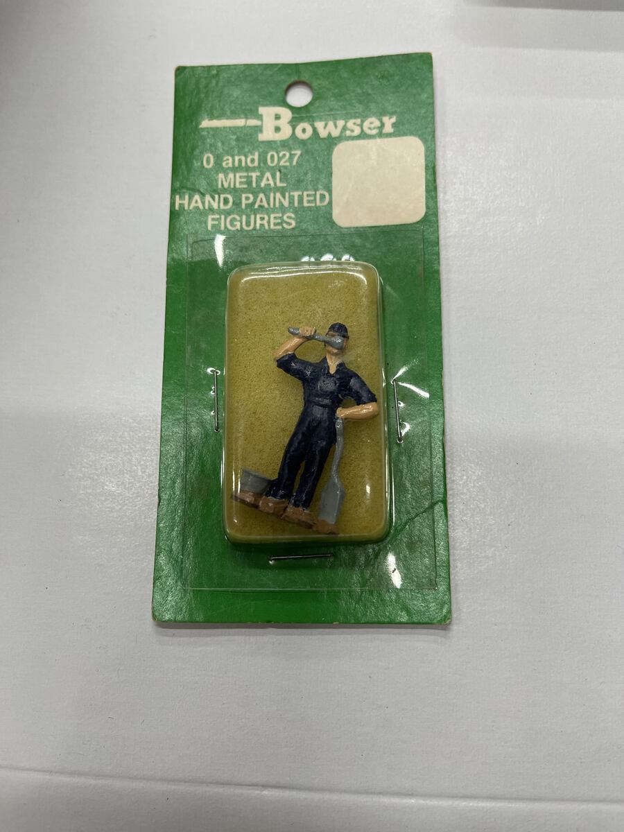 Bowser 13706 O Hand Painted Metal Figure Workman Drinking