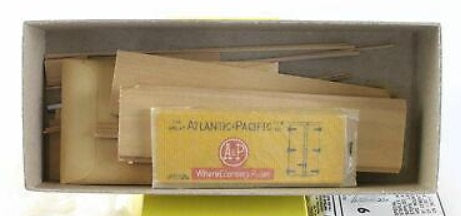 Main Line HR-11 HO A & P Tea Co. 40' Reefer Craftsman Kit
