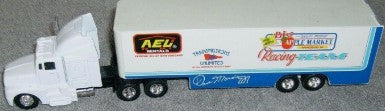 Racing Champions 03400 1:64 Big Apple Market Racing Team Transporter