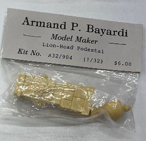 Bayardi A32/904 1:32 Resin Lion-Head Pedestal