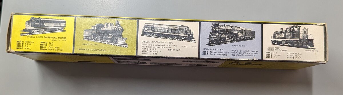 AHM 1930 HO Santa Fe Observation Car # 3241
