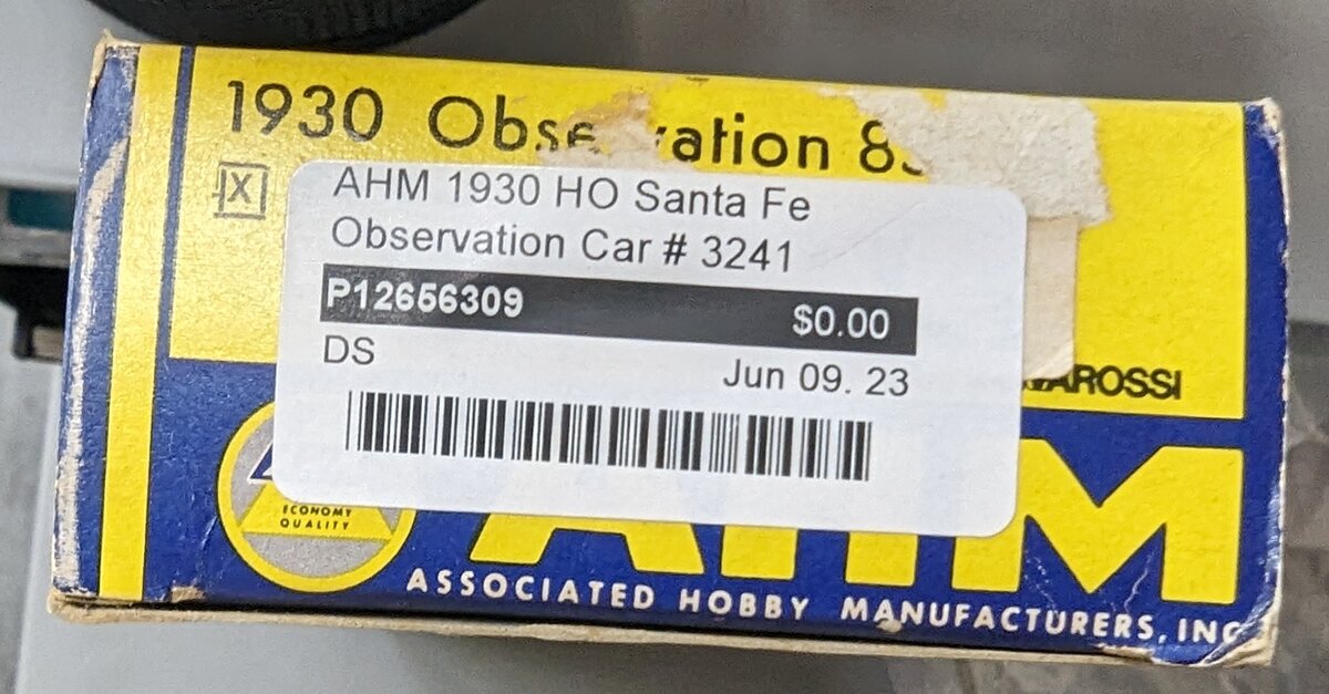 AHM 1930 HO Santa Fe Observation Car # 3241