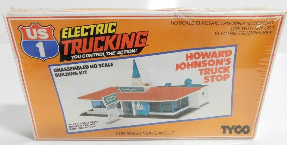 Tyco 3783 HO Howard Johnson's Truck Stop US 1 Electric Trucking Building Kit