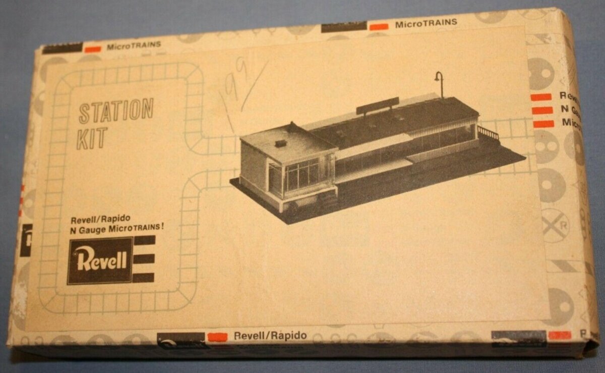 Revell 2808 N Revell/Rapido N Gauge Microtrains Station Unpainted Building Kit