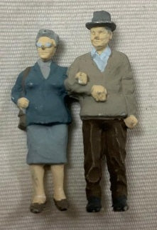 Arttista O Old Couple Man & Woman Pewter Figure People