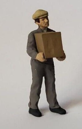 Arttista 1231 O Scale Man Carrying a Box Painted Peweter Figure