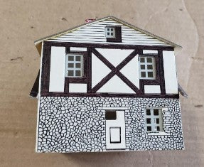 Ideal B18 HO Unassembled Old English House Building Kit