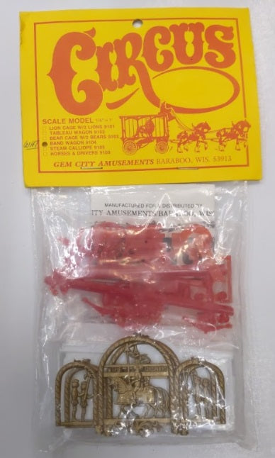 Gem City Amusement 9104 O White Band Wagon Plastic Kit