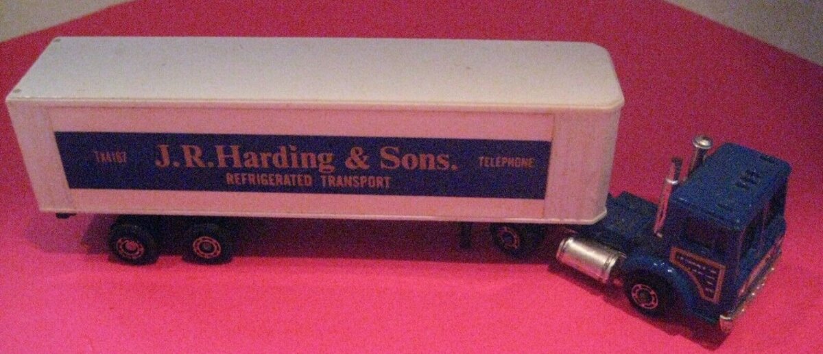 J R Harding Logo Shinsei 4167 1:87 J.R. Harding & Sons Refrigerated Transport Hauler ...