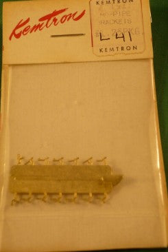 Kemtron K-1417 HO Pipe Brackets