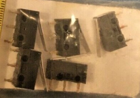Digi-key CH165-ND Switch Lever SPDT 3 Amp 125v AC PC MNT
