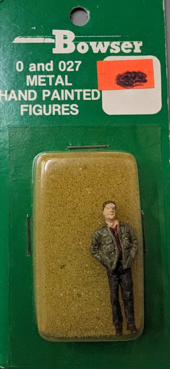 Bowser 1-013766 O/O27 Metal Hand Painted Man in Jacket Figure