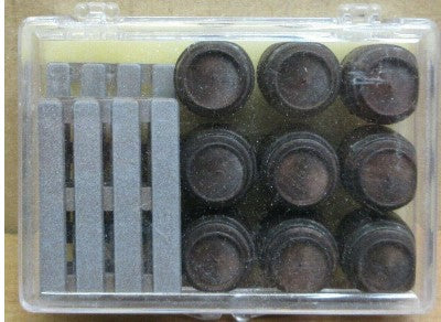 Layout Miniatures 1:48 O Scale 9 Wood Barrels with 4 Pallets