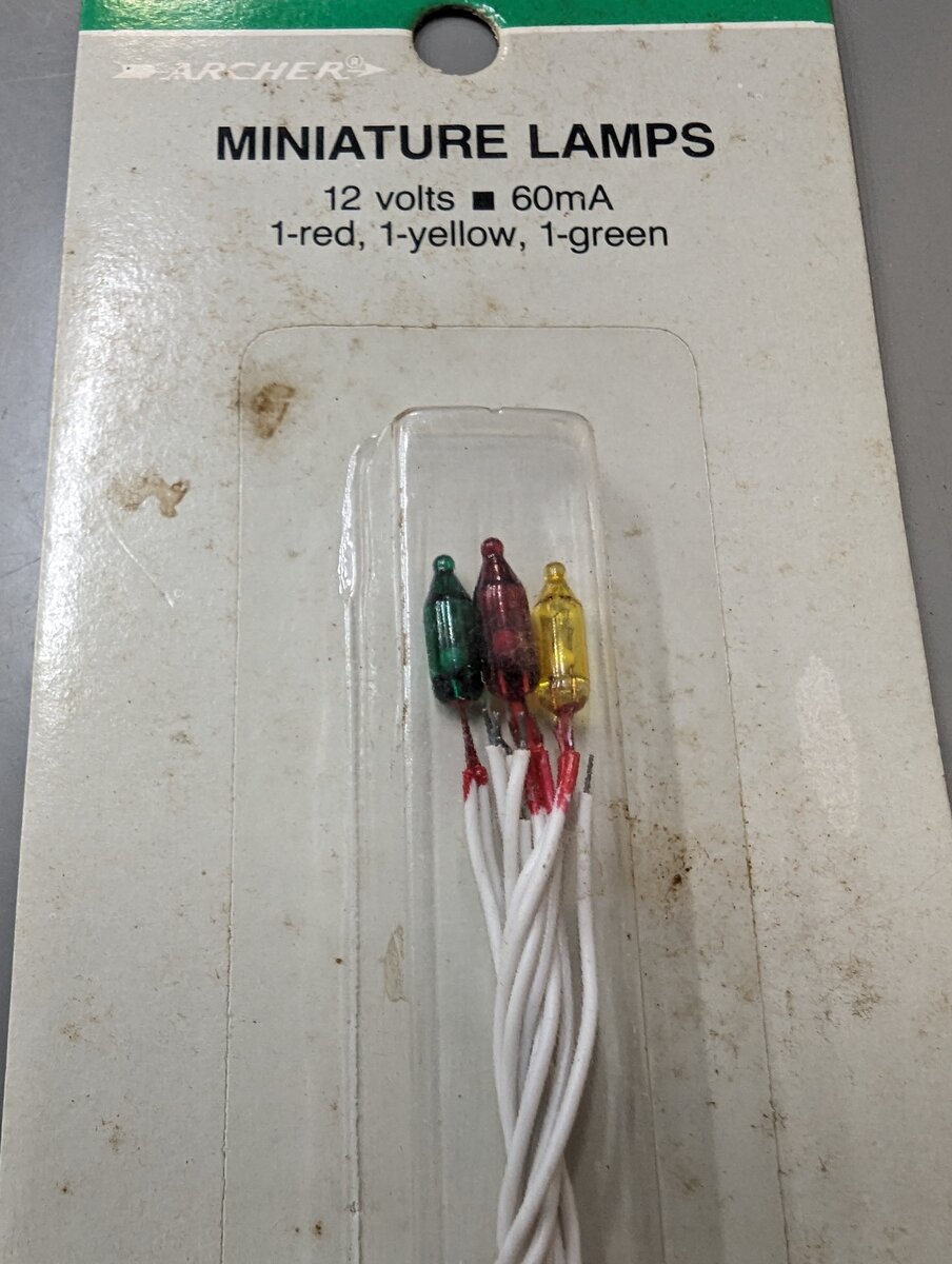 Radio Shack 272-1099 Archer Miniature Lamps 12 Volts-1 Red, 1 Yellow, 1 Green