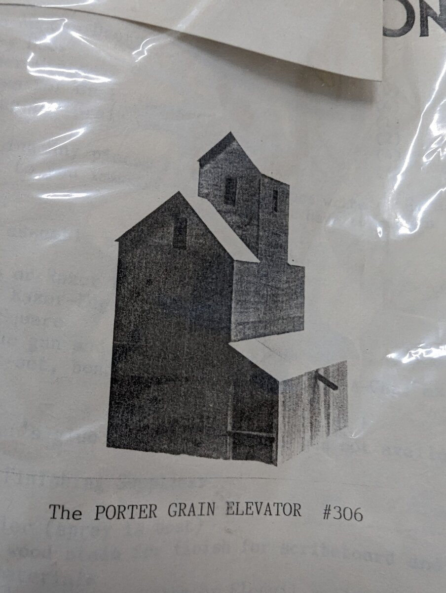 Oakridge Corp 306 O Scale Porter Grain Elevator Building Kit