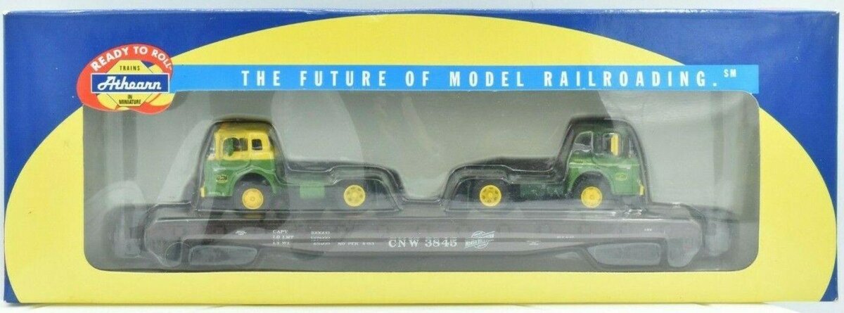 Athearn 8133 HO RTR C&NW 50' Flat # 3845 With 2-John Deere Ford C
