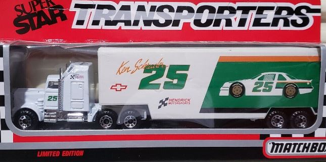 Matchbox CY104 Super Star 1991 Ken Schrader #25 Racing Team Transporter