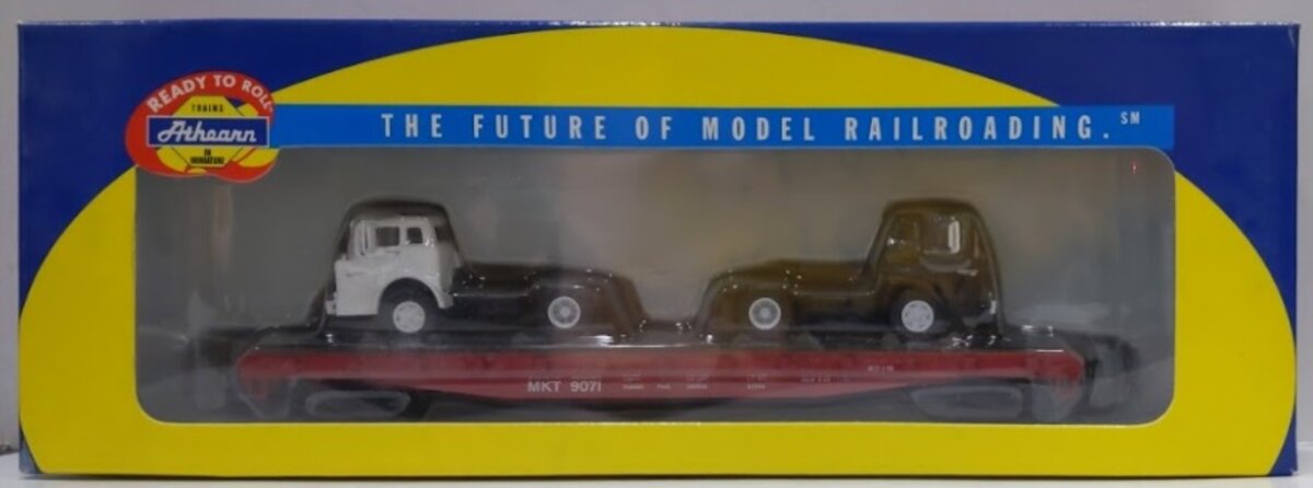 Athearn 92110 HO Missouri-Kansas-Texas 50' Flat W/2-Ford C Tractors MKT9071