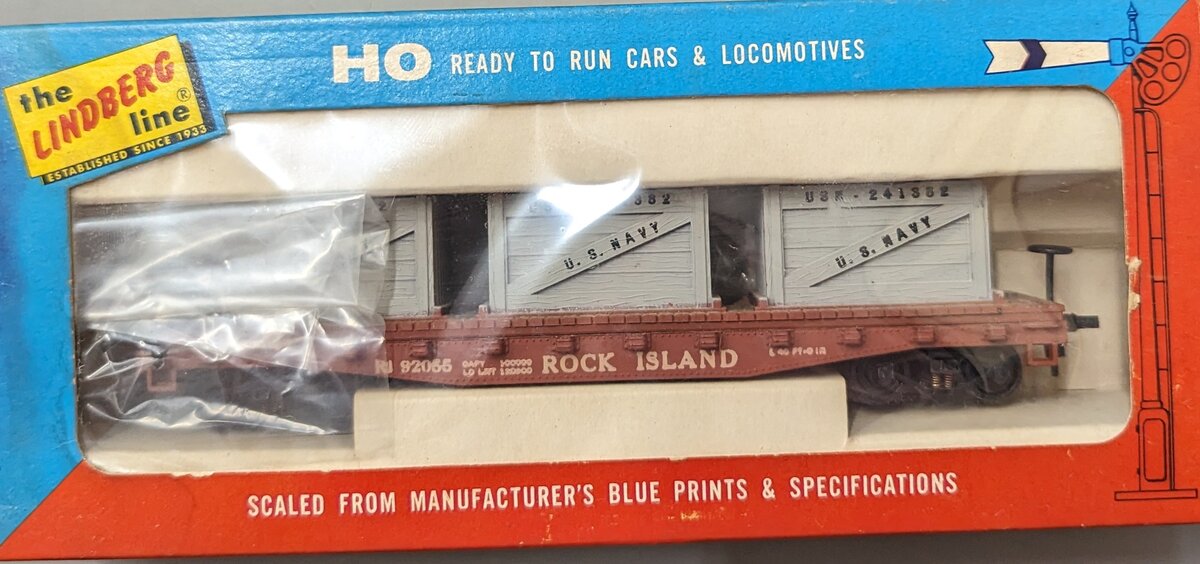 Lindberg 1703:1.98 HO Rock Island Flat Car & US Navy Load of Crates