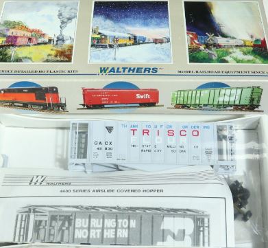 Walthers 932-4617 HO 39'''' GACX Trisco Single Hopper Kit # 42829