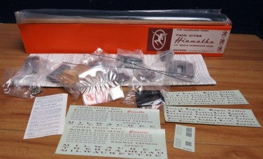 Walthers 933-4886 O Scale Twin Cities Hiawatha Dining Passenger Car Kit