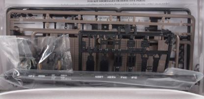 Walthers 932-3781 HO Northern Pacific 54' GSC Flat Car # 62336 Classic Kit