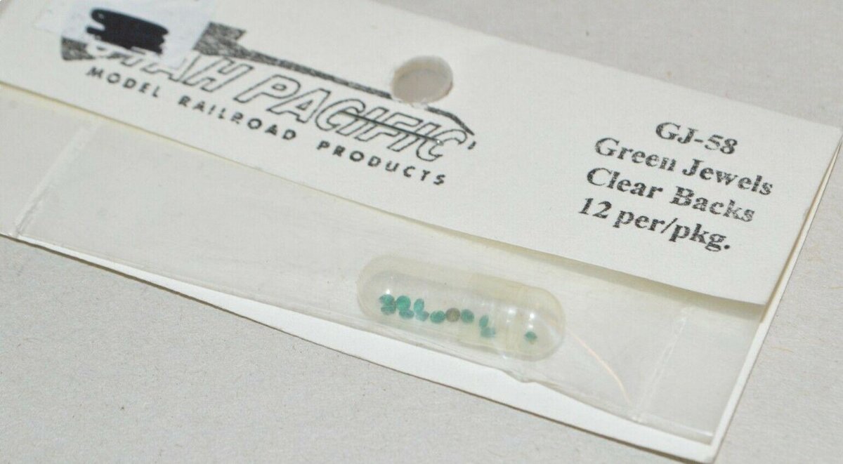 Utah Pacific Models RR Product GJ-58 HO Green Jewels (Pack of 12)