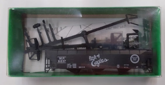 Bowser 691-11031 HO Missouri Pacific As Built 70 Ton Offset Hoper Kit