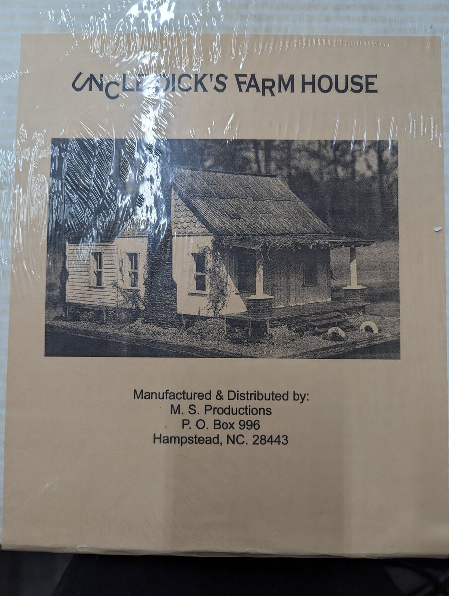 M.S. Productions MS-1030 G Scale Uncle Dick's Farmhouse Building Kit