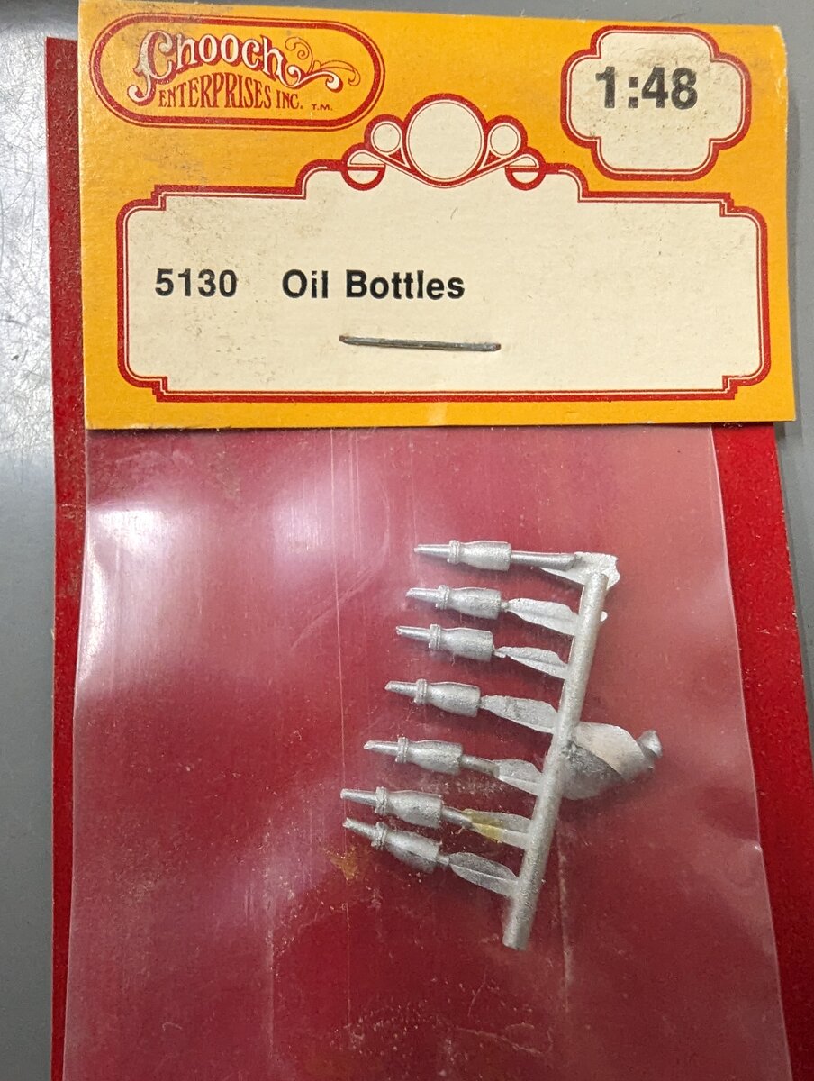Chooch Enterprises Inc 5130 O Silver Oil Bottles (Pack of 7)