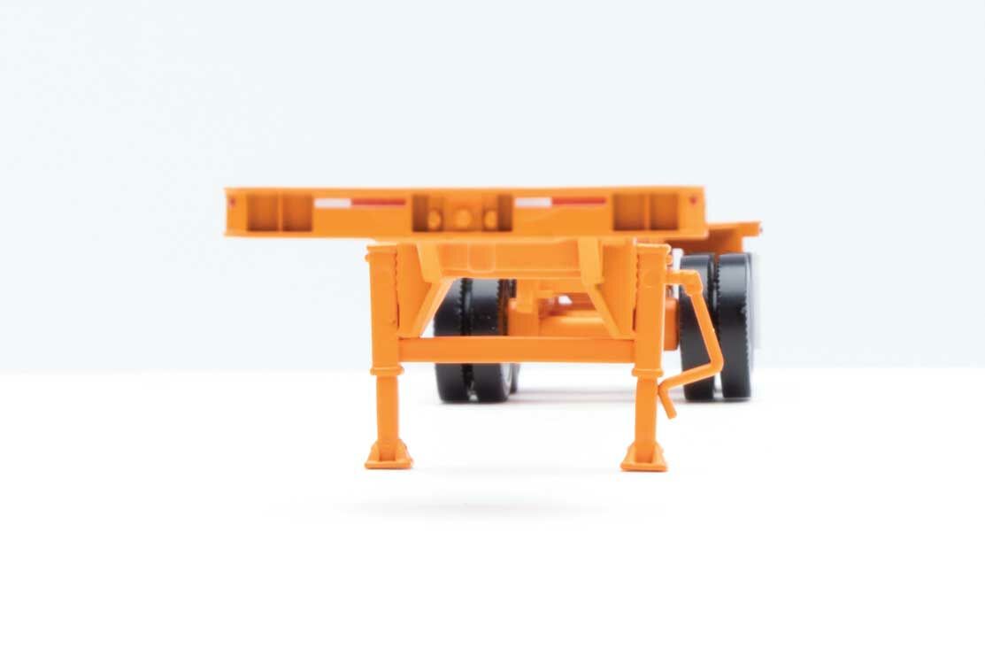 Walthers 949-4502 HO Orange 20' Container Chassis (Pack of 2)